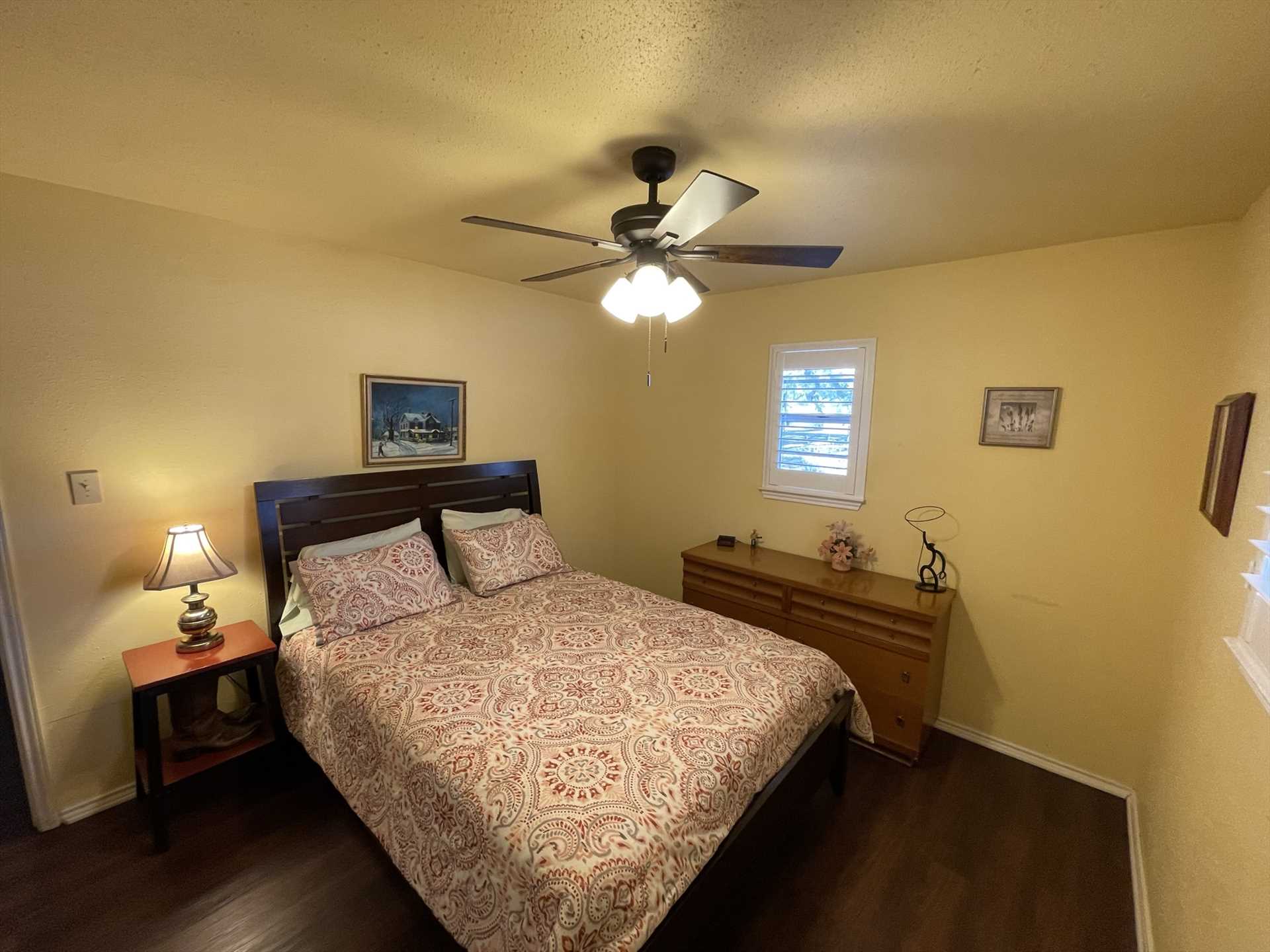                                                 An enormous and comfy king-sized bed adorns the master bedroom, and clean bed and bath linens are provided throughout the home.
