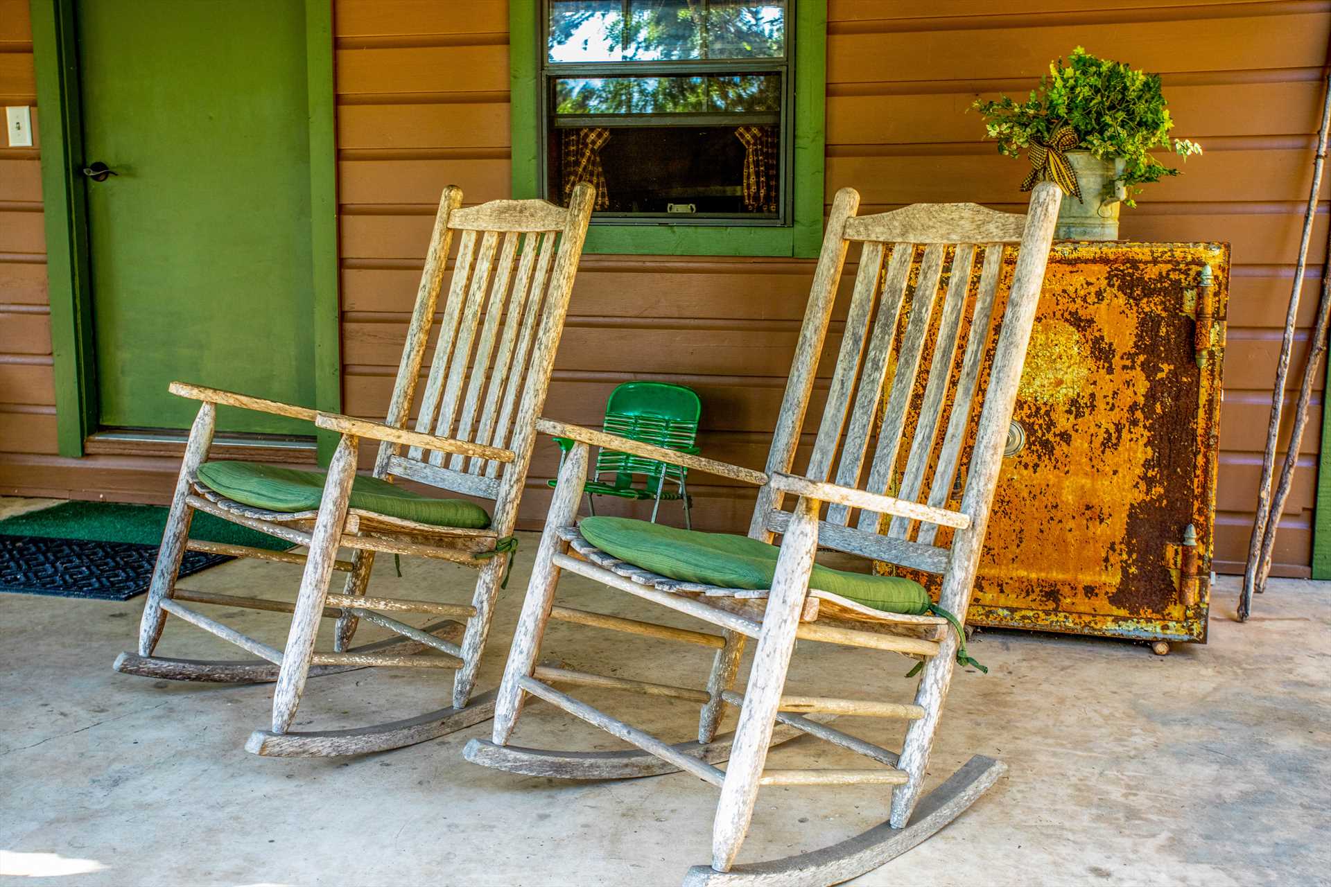                                                 Sip a refreshing beverage of your choice and while away a quiet moment or two on the nostalgic and comfy rocking chairs!