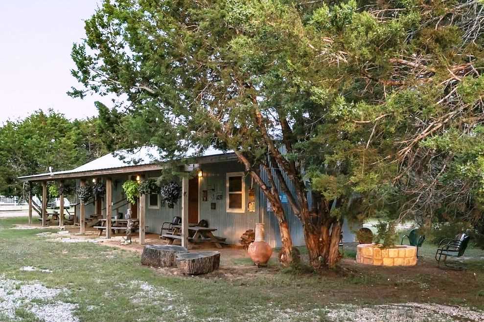                                                 Close to Bandera, yet far enough out to be peaceful, the Forge Room makes for an amazing Hill Country escape!