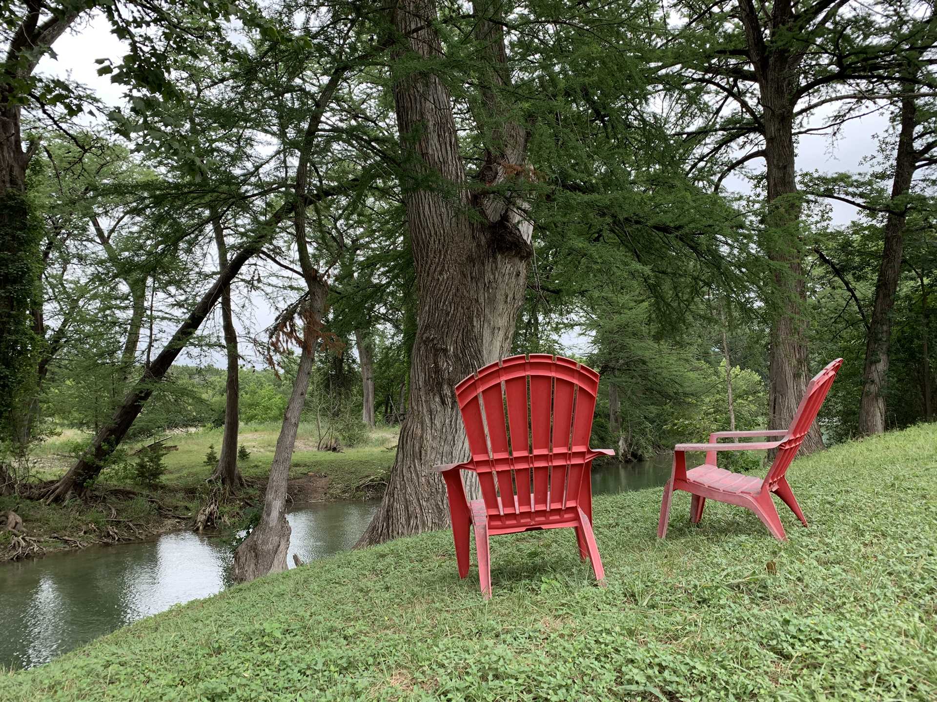                                                 The tree-lined Medina River is just the ticket to sit back and feel your tensions melt away.