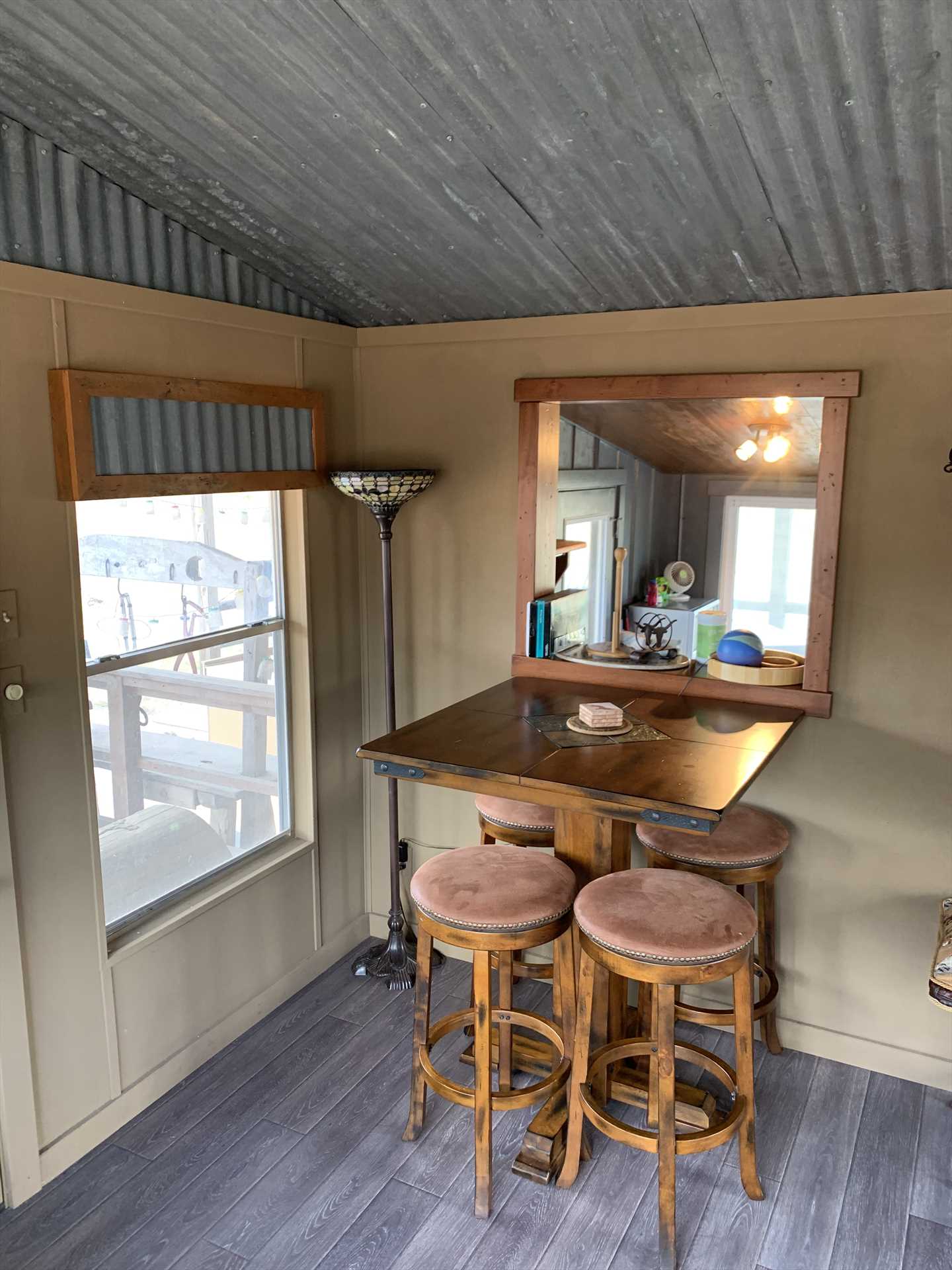                                                 Need room for more than two guests? Ask us about other cabin rentals available at Tabasco Ranch!