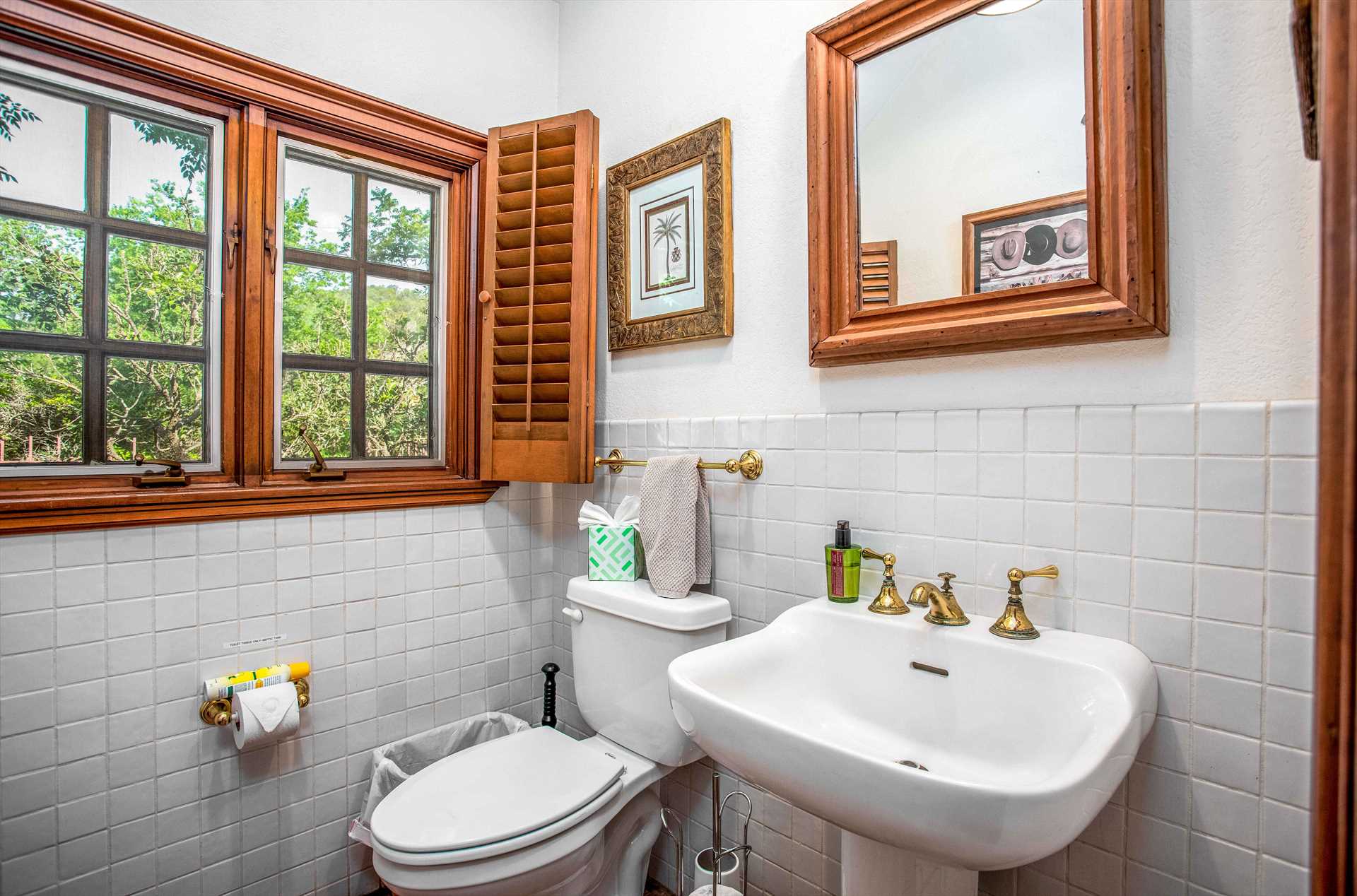                                                 Extra cleanup convenience can be found in the Homestead's sparkling-clean half-bath!