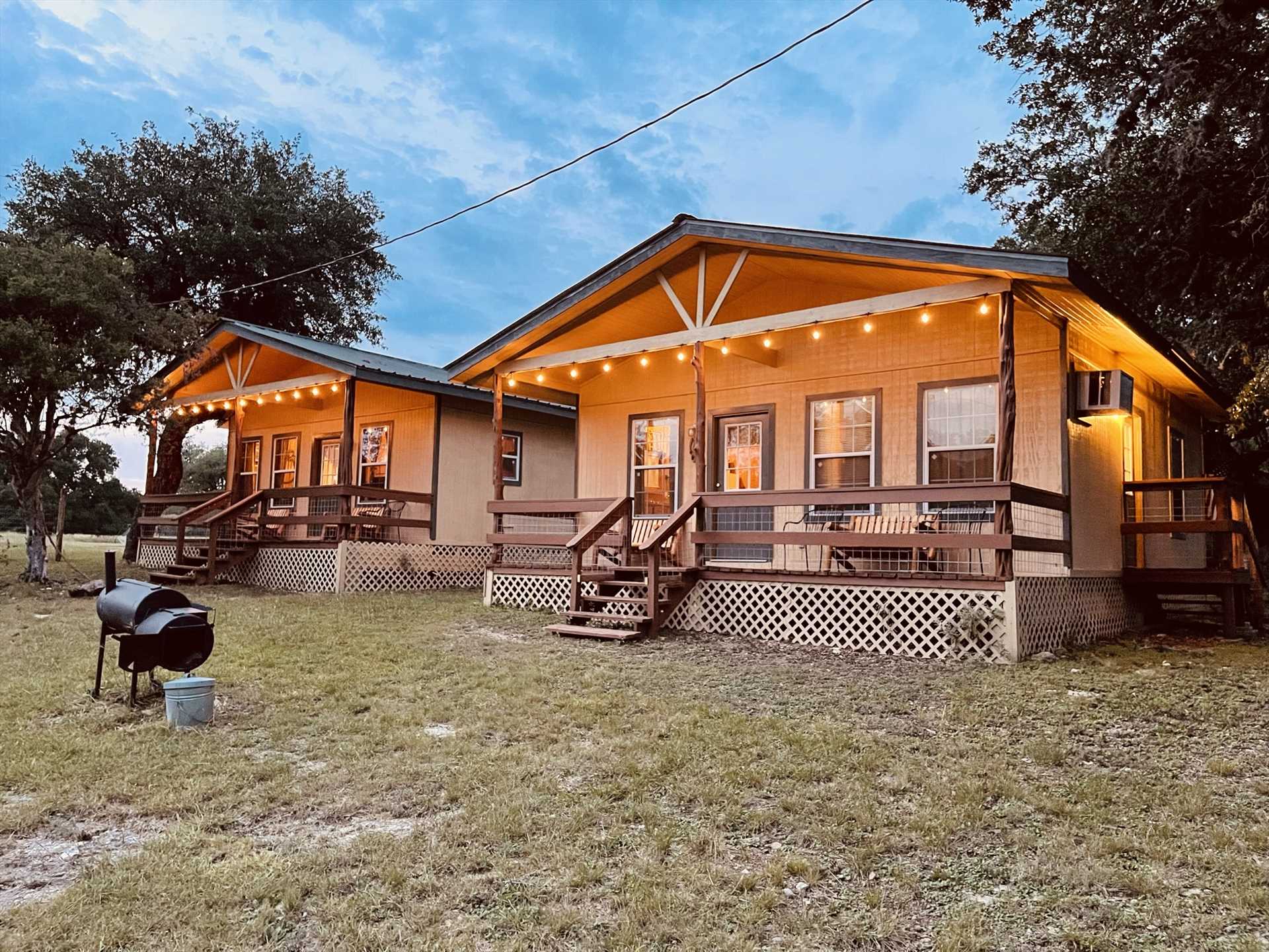                                                 The Gone Fishin' and Lone Star Cabins at the Retreat provide great accommodations for up to 14 more of your folks!
