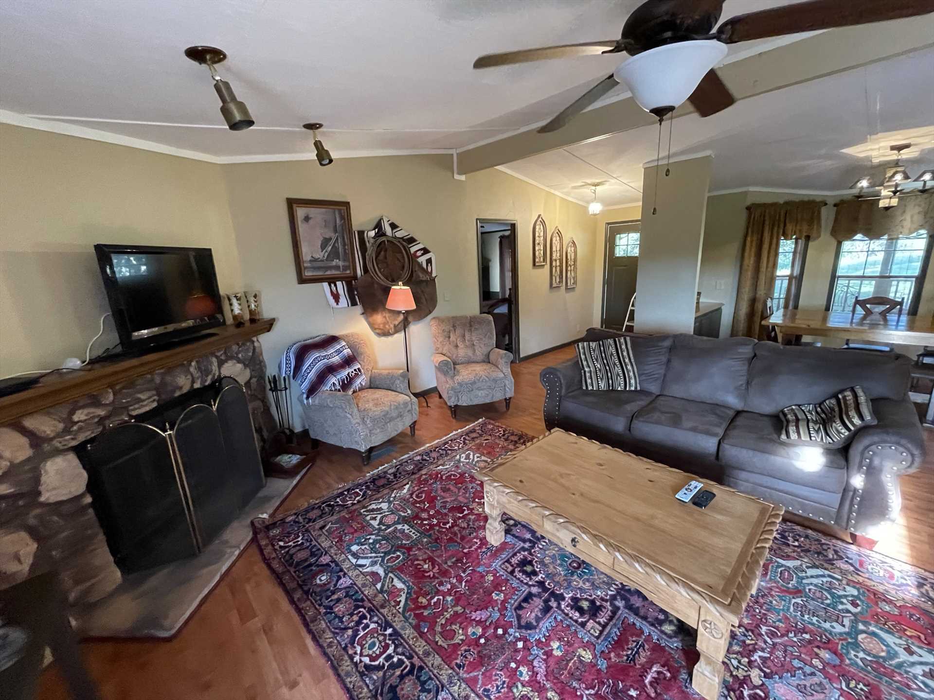                                                 Rio Vista's living area is an amazing hang-out spot, there's a fireplace, smart TV with satellite service, Wifi, and plenty of space and plush furniture.