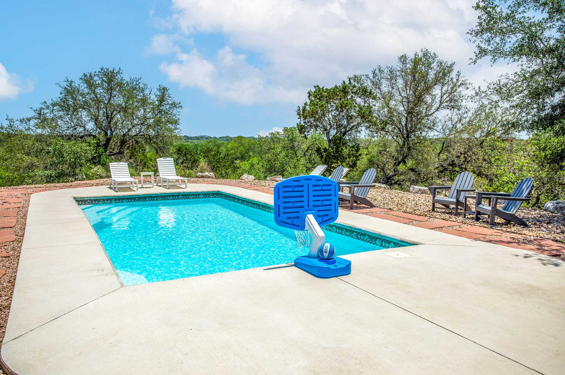                                                 Keep the sizzling Texas heat at bay with a refreshing dip in the crystal-clear pool!