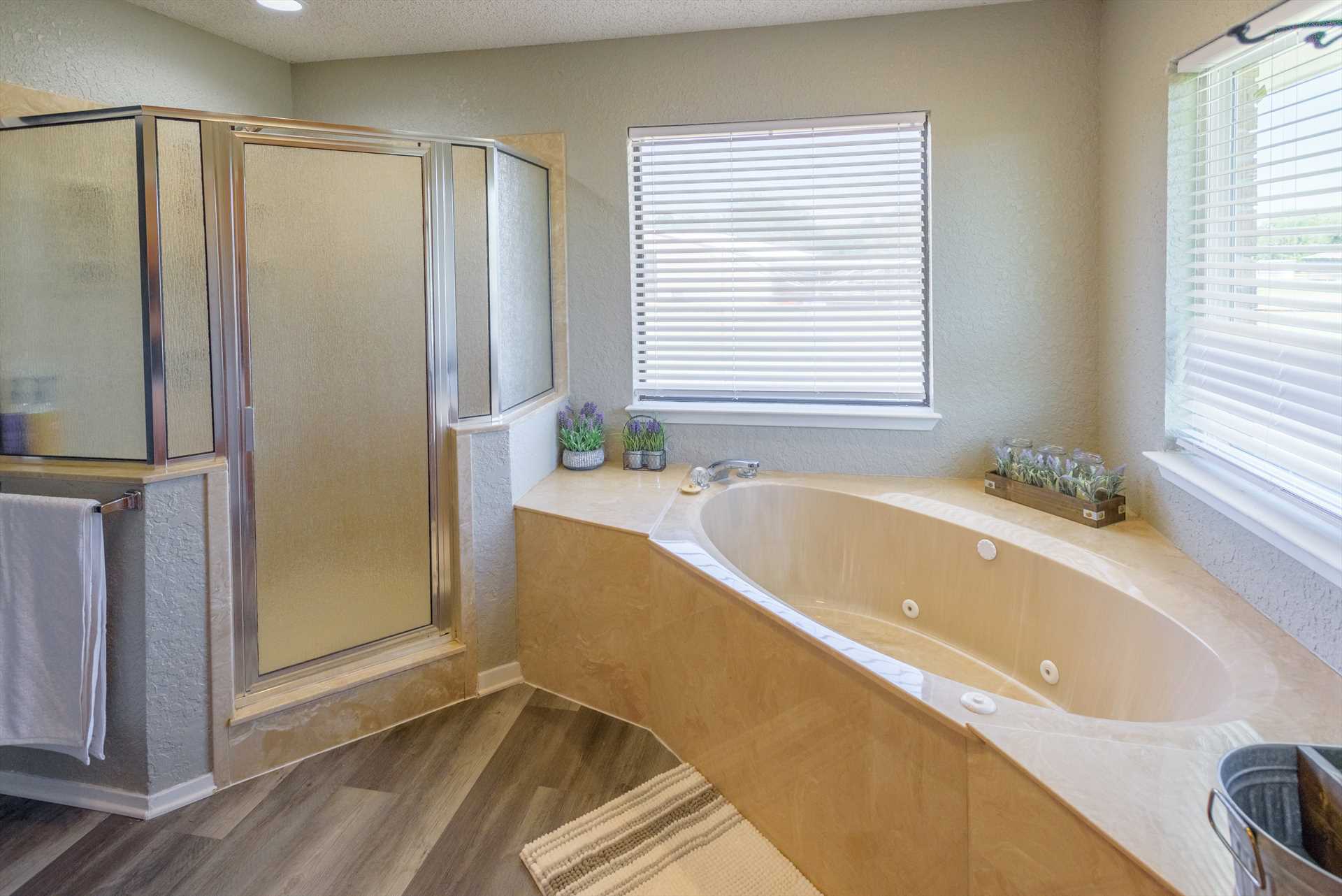                                                 Melt away stress and decompress in the soothing waters of the Jacuzzi tub in the master bath!